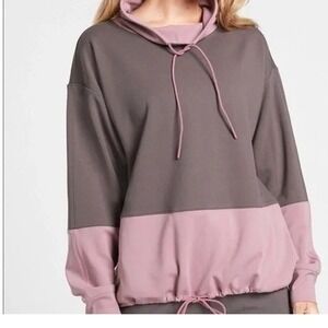 Athleta Hermosa Mock Neck Sweatshirt Mauve Gray M Modal Colorblock Sporty Top
